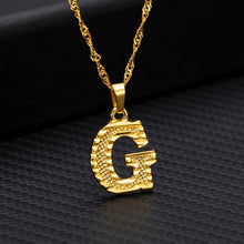 Laden Sie das Bild in den Galerie-Viewer, Tiny Gold Initial Letter Necklace For Women Stainless Steel A-Z Alphabet Pendant Necklace Jewelry Christmas Gifts Bijoux Femme